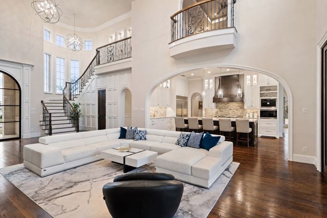2202 Barcelona Court, Westlake, TX 76262