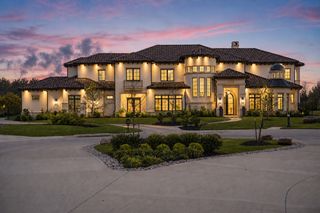 2202 Barcelona Court, Westlake, TX 76262
