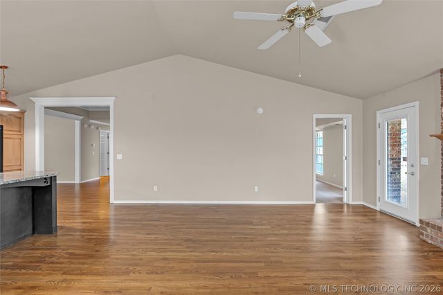 2817 E 102nd Place, Tulsa, OK 74137