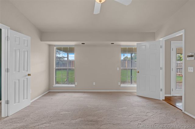 2817 E 102nd Place, Tulsa, OK 74137