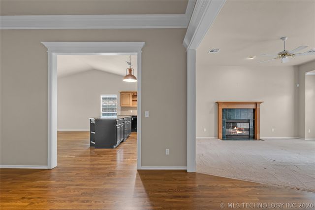 2817 E 102nd Place, Tulsa, OK 74137