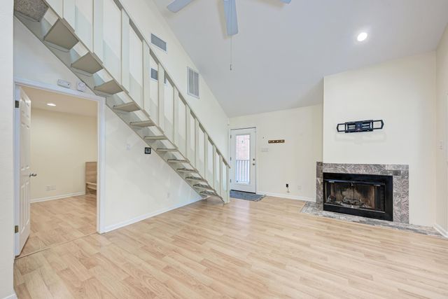 4209 Marathon BLVD 202, Austin, TX 78756