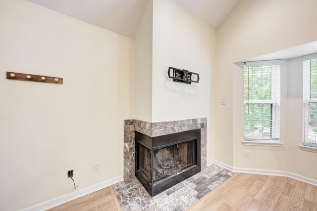 4209 Marathon BLVD 202, Austin, TX 78756