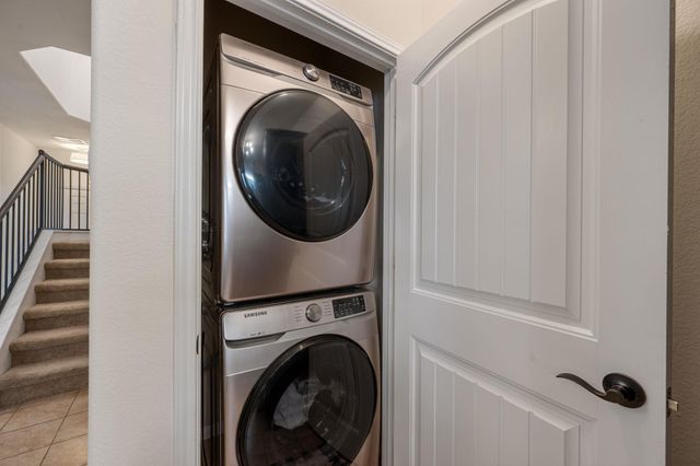 513 Katmai CIR, Pflugerville, TX 78660