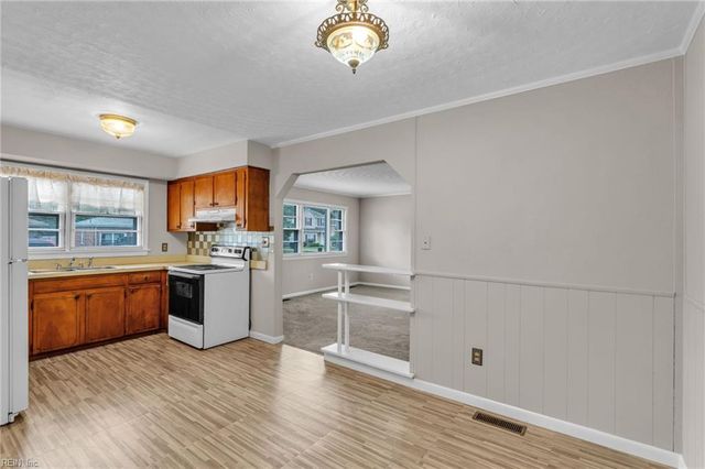 1511 Hazel AVE, Chesapeake, VA 23325