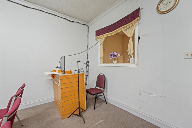 121 Kaufman Street, Waxahachie, TX 75165