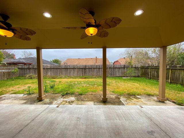 11414 Chelsea Walk Drive, Houston, TX 77066