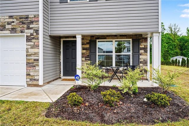 163 Green Mallard Way, Mayodan, NC 27027