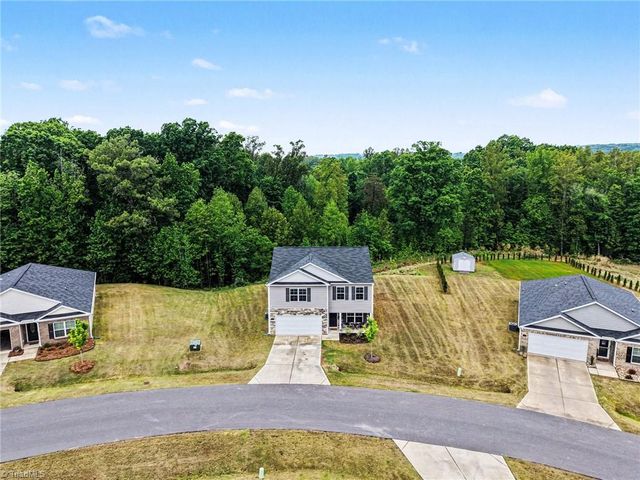 163 Green Mallard Way, Mayodan, NC 27027