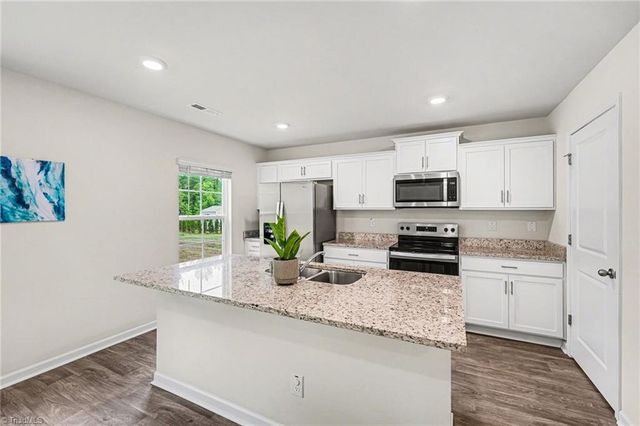 163 Green Mallard Way, Mayodan, NC 27027