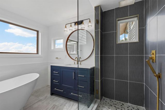 8048 Woodvale Road, Fort Worth, TX 76135