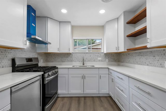 8048 Woodvale Road, Fort Worth, TX 76135