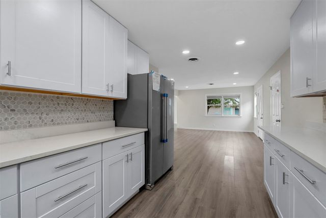 8048 Woodvale Road, Fort Worth, TX 76135