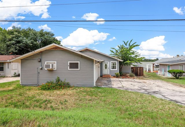 8048 Woodvale Road, Fort Worth, TX 76135