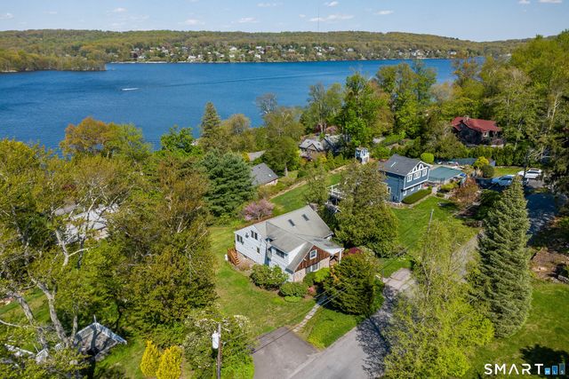 1 Deer Run, New Fairfield, CT 06812