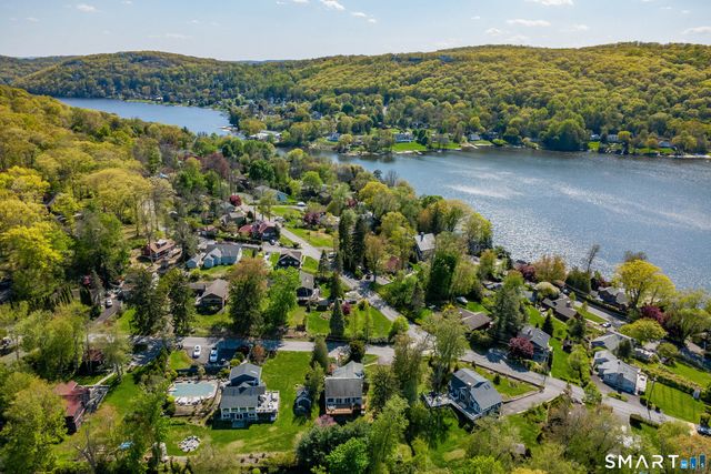 1 Deer Run, New Fairfield, CT 06812