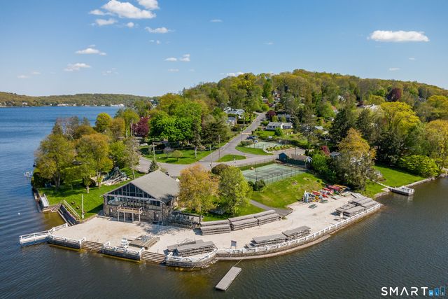 1 Deer Run, New Fairfield, CT 06812