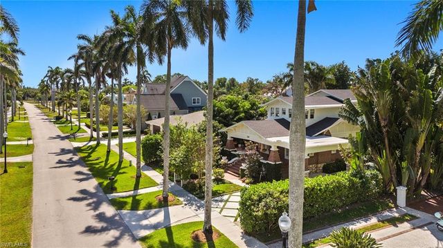 1230 Caloosa DR, Fort Myers, FL 33901