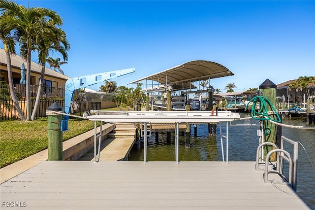 3632 Emerald AVE, St James City, FL 33956