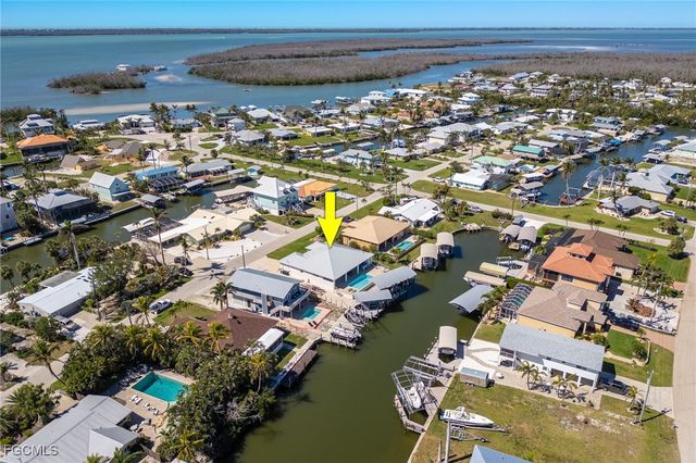 3632 Emerald AVE, St James City, FL 33956