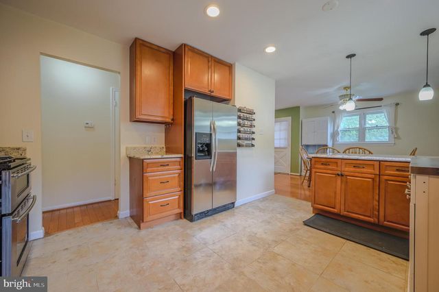 2893 CHALET CT, Woodbridge, VA 22192