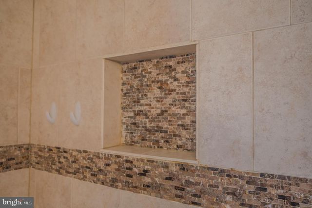 2893 CHALET CT, Woodbridge, VA 22192