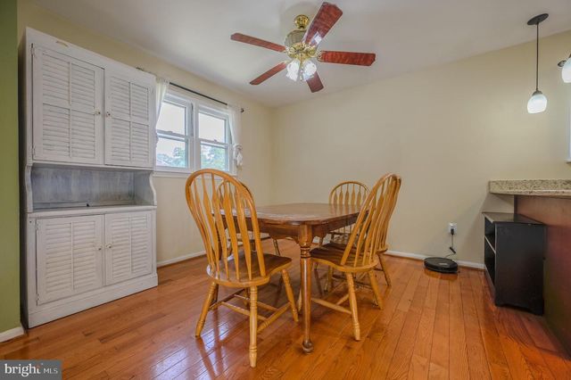 2893 CHALET CT, Woodbridge, VA 22192