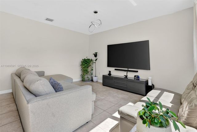 17340 SW 154th Pl, Miami, FL 33187