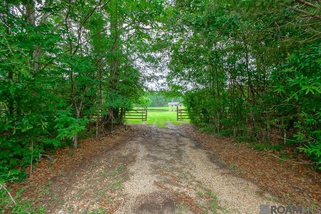 22874 La Hwy 1032, Denham Springs, LA 70726