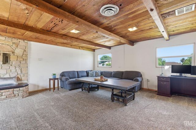 2228 Avondale Drive, Bakersfield, CA 93306