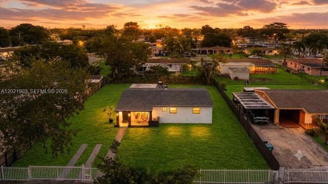 3521 NW 171st Ter, Miami Gardens, FL 33056