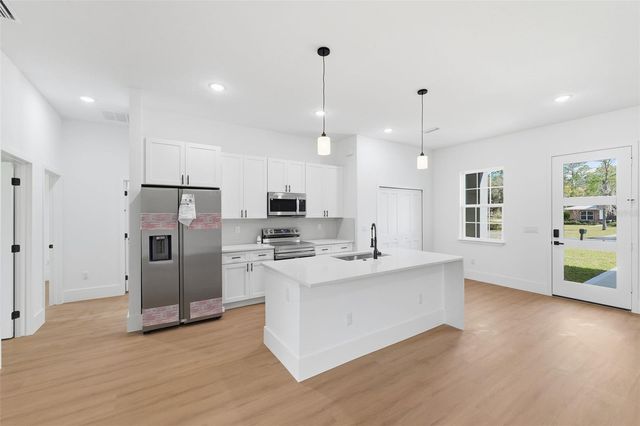 3321 W BABCOCK PLACE, Citrus Springs, FL 34433