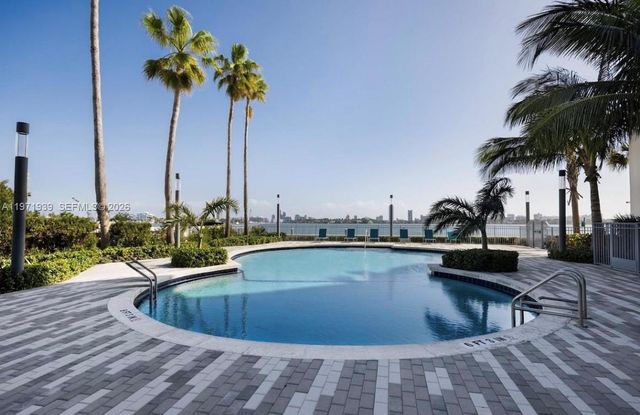 7501 E Treasure Dr 7L, North Bay Village, FL 33141