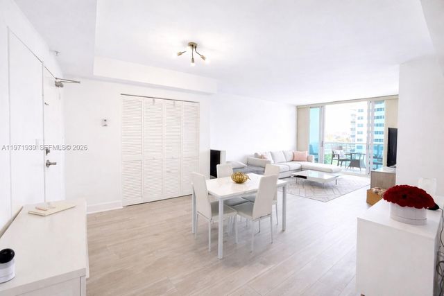 7501 E Treasure Dr 7L, North Bay Village, FL 33141