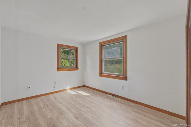 2 Enderkill Drive, Staatsburg, NY 12580