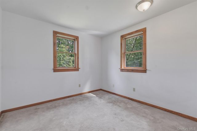 2 Enderkill Drive, Staatsburg, NY 12580