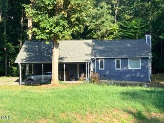 7422 S Fawnbrook Drive, Hillsborough, NC 27278