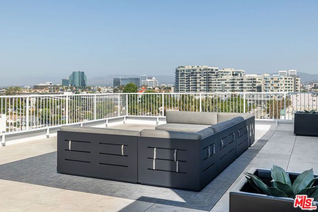 2600 S Sepulveda Boulevard Unit 303, Los Angeles, CA 90064