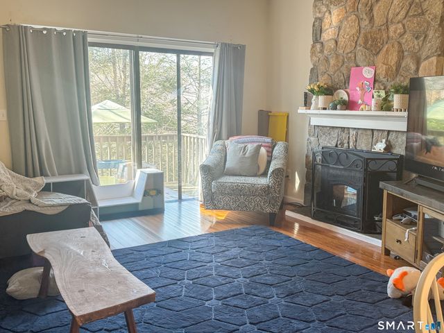 3 Tamarack Lane 3, Woodbury, CT 06798