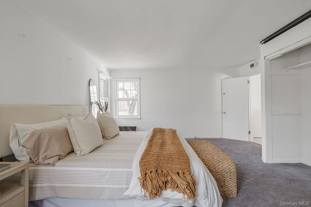 15 Community Road, Coram, NY 11727