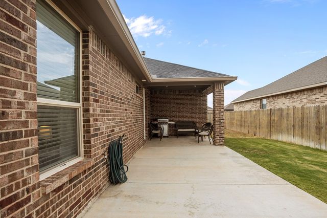 1515 Overshine Lane, Midland, TX 79705