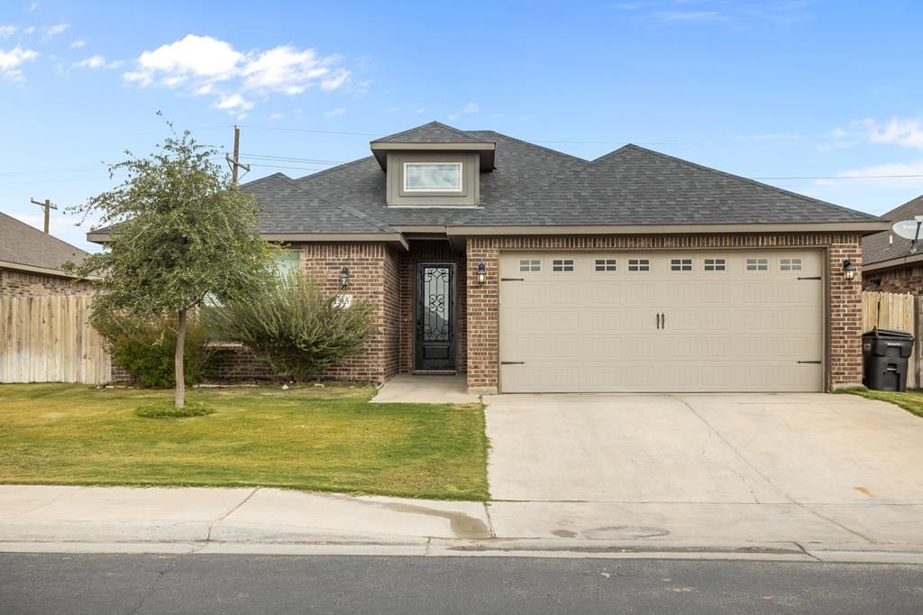 1515 Overshine Lane, Midland, TX 79705