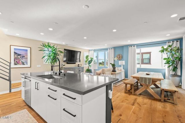 1095 Canal Street, Oxnard, CA 93035