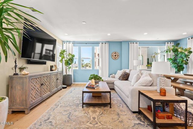 1095 Canal Street, Oxnard, CA 93035