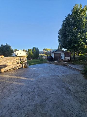 400 Hill Drive, Boscobel, WI 53805