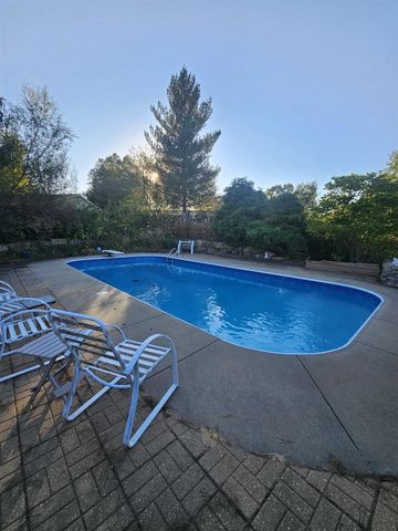 400 Hill Drive, Boscobel, WI 53805