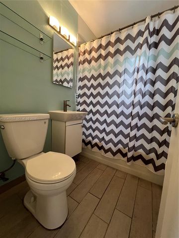 4775 SW 6th Street 0, Miami, FL 33134