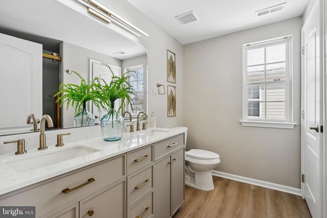 138 BLUE HERON DR, West Deptford, NJ 08086