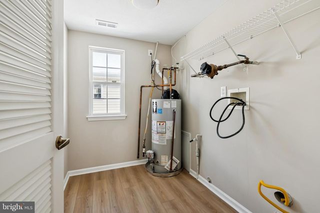 138 BLUE HERON DR, West Deptford, NJ 08086