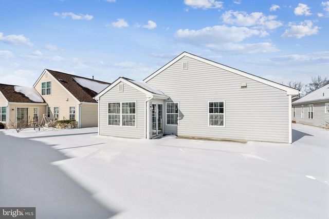 138 BLUE HERON DR, West Deptford, NJ 08086